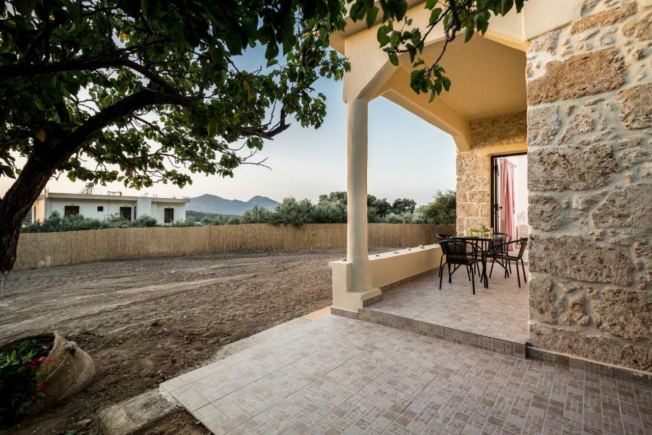 Nepheli Stone House Vila Plátanos Exterior foto